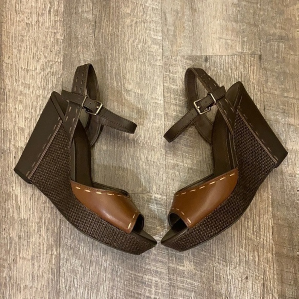 Victor Alfaro brown Genny wedge platform size 9.5